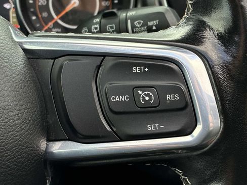 Used 2021 Jeep Wrangler Unlimited Sahara w/ Cold Weather Group AWD/4WD image 23