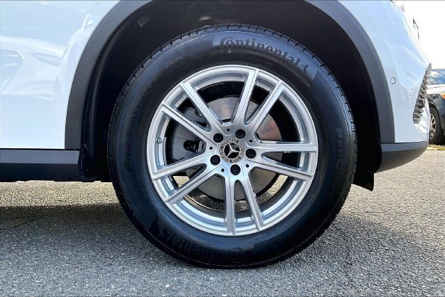 Used 2026 Mercedes-Benz GLC 300 4MATIC image 9