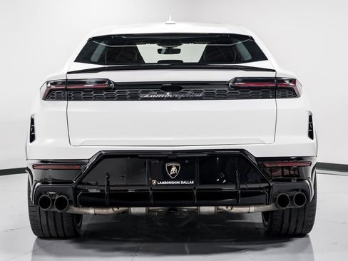 Used 2025 Lamborghini Urus SE image 4