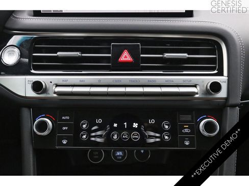 Used 2026 Genesis G70 2.5T Prestige image 28