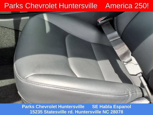 Used 2024 Tesla Model Y Long Range AWD/4WD image 17