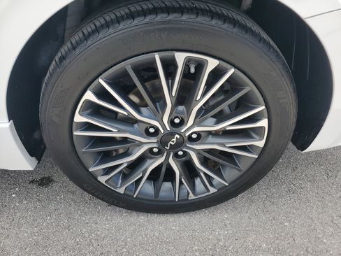 Used 2024 Kia Forte GT-Line w/ GT-Line Premium Package image 29