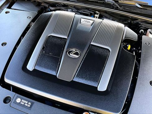 Used 2018 Lexus LS 500 image 31