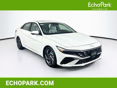 Used 2025 Hyundai Elantra Limited