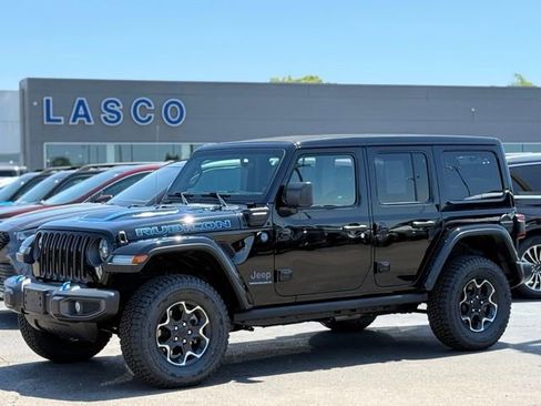 Used 2023 Jeep Wrangler Unlimited Rubicon 4xe w/ Cold Weather Group AWD/4WD image 1