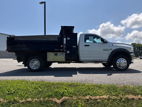 Used 2014 RAM 5500 Tradesman w/ Power & Remote Entry Group image 14