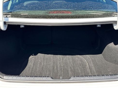 Used 2025 Kia K4 LXS image 33