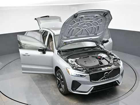 New 2026 Volvo XC60 B5 Plus w/ Protection Package Premier image 42