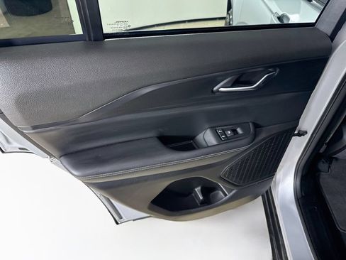 Certified 2024 Jeep Grand Cherokee Altitude AWD/4WD image 22