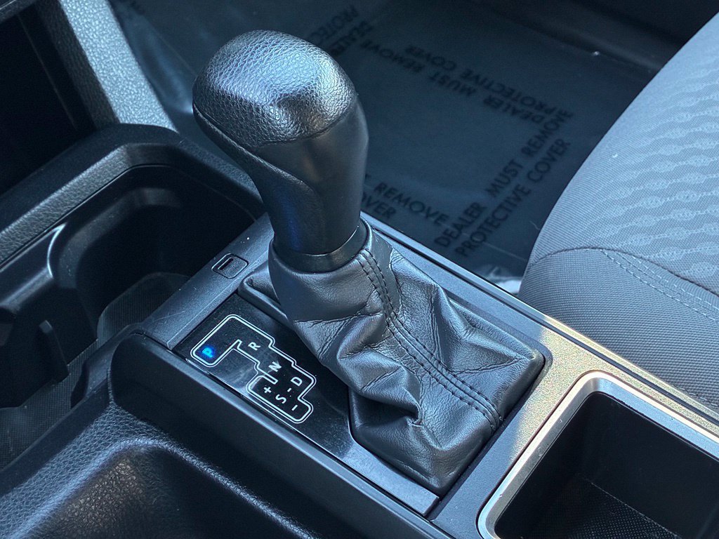 Used 2023 Toyota Tacoma SR AWD/4WD image 24