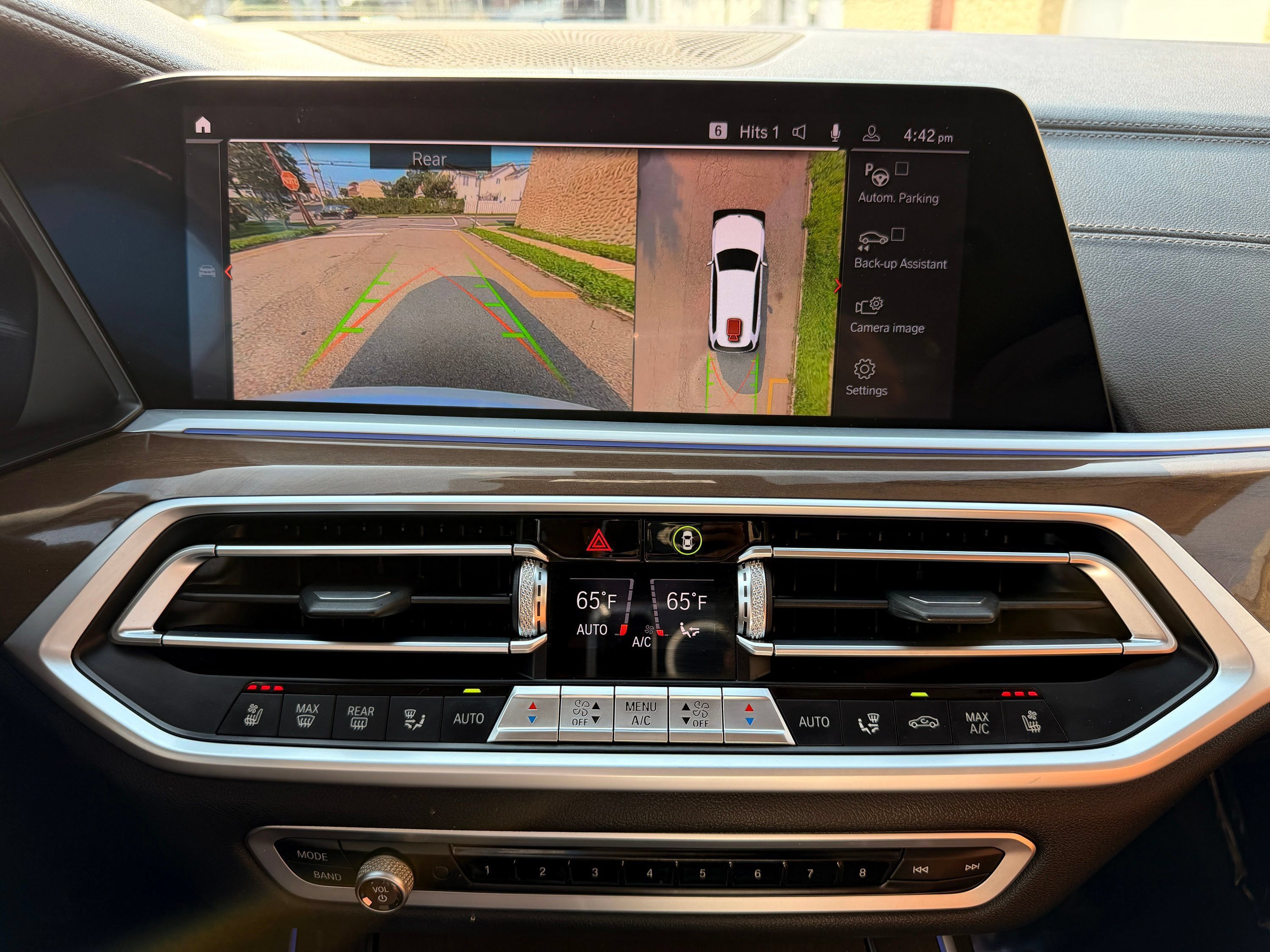 Used 2020 BMW X7 xDrive40i w/ Executive Package AWD/4WD image 34