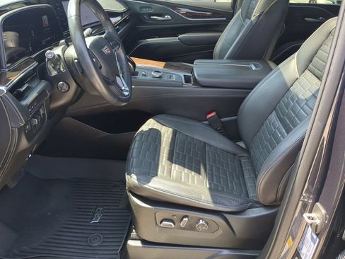 Certified 2022 Cadillac Escalade ESV Sport Platinum RWD image 20