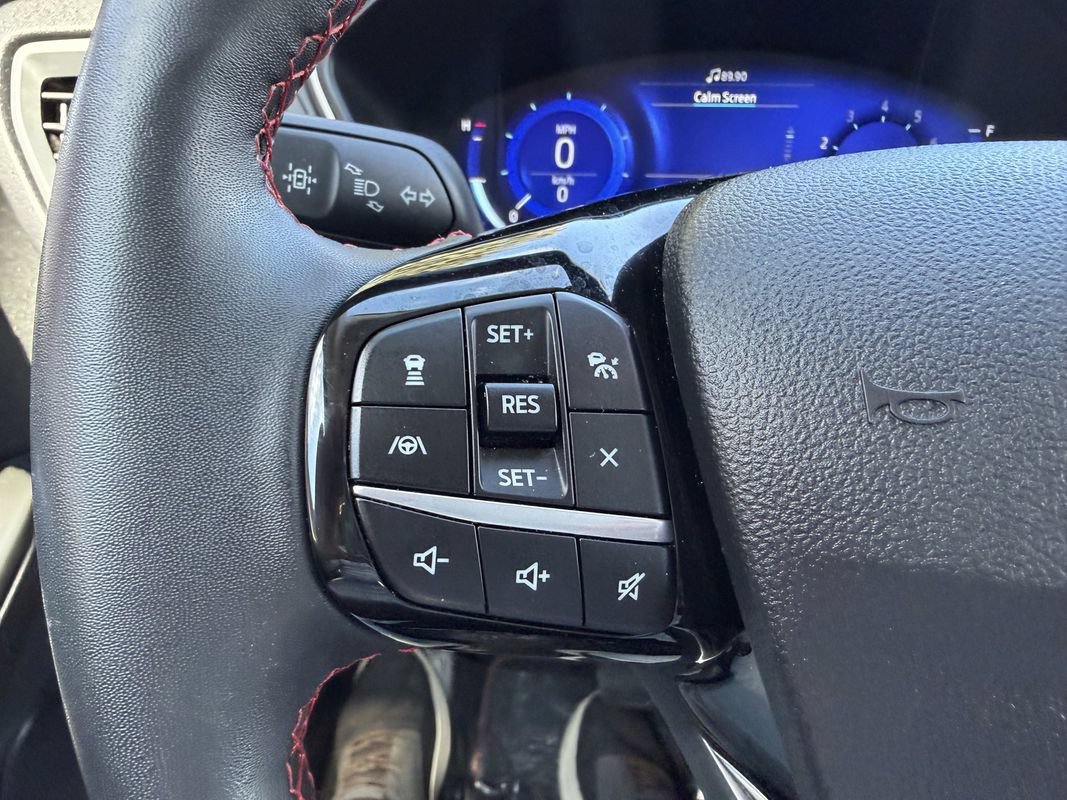 Used 2022 Ford Escape SEL w/ Technology Package AWD/4WD image 12