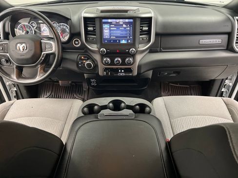 Used 2024 RAM 2500 Big Horn image 31