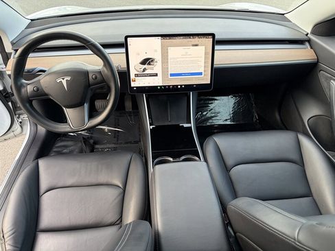 Used 2018 Tesla Model 3 Long Range image 28