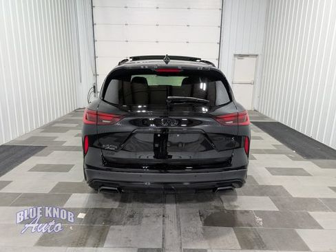 Used 2023 INFINITI QX50 Sport AWD/4WD image 3