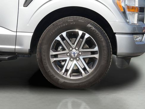 Used 2022 Ford F150 XL w/ STX Appearance Package RWD image 4