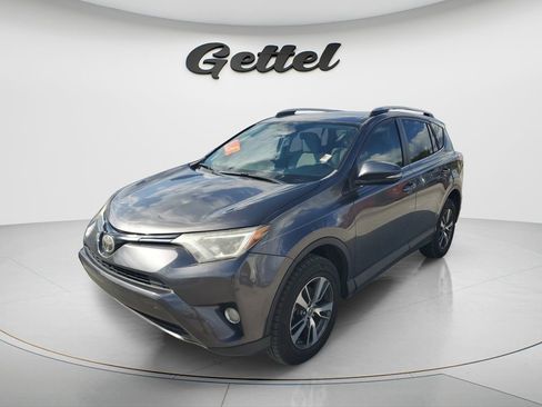 Used 2017 Toyota RAV4 XLE image 1