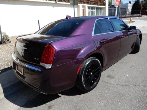 Used 2020 Chrysler 300 Touring L w/ Quick Order Package 2EF RWD image 5
