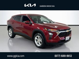 Used 2024 Chevrolet Trax LS w/ LS Convenience Package FWD 360° Tour