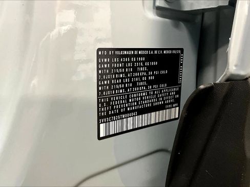 New 2026 Volkswagen Taos SE image 35