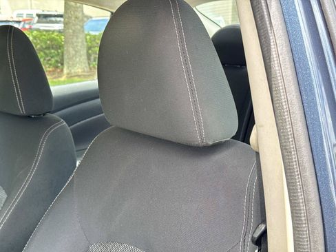 Used 2017 Nissan Versa SV FWD image 13