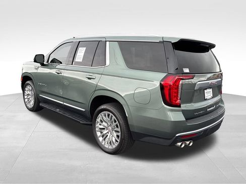 Used 2023 GMC Yukon Denali AWD/4WD image 3