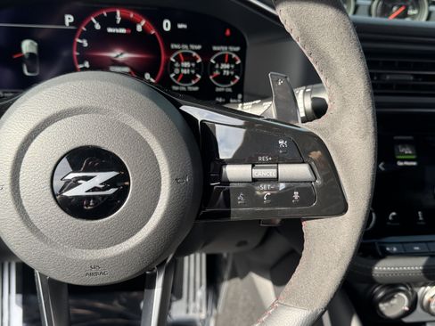 Used 2024 Nissan Z NISMO w/ Floor Mat Package image 20