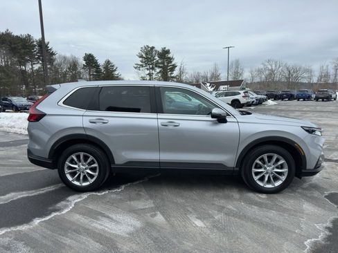 Used 2023 Honda CR-V EX image 4