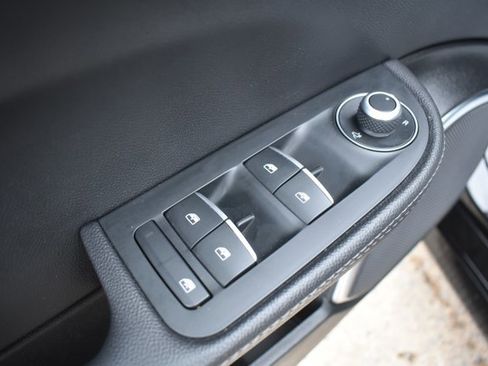 Used 2021 Alfa Romeo Giulia Sprint w/ Sun & Sound Package image 12