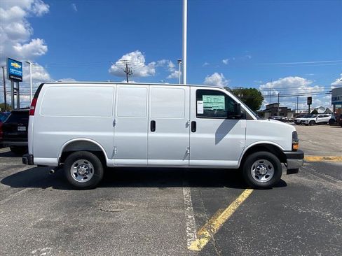 New 2025 Chevrolet Express 2500 w/ Driver Convenience Package image 2