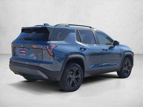 New 2026 Chevrolet Equinox LT w/ Convenience Package II FWD image 2