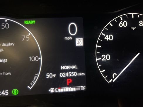 Used 2024 Honda CR-V Sport Touring image 17