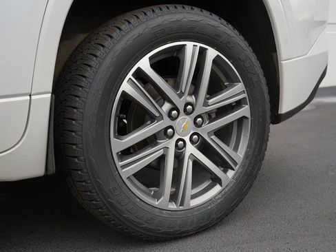 Certified 2023 Chevrolet Traverse High Country AWD/4WD image 37