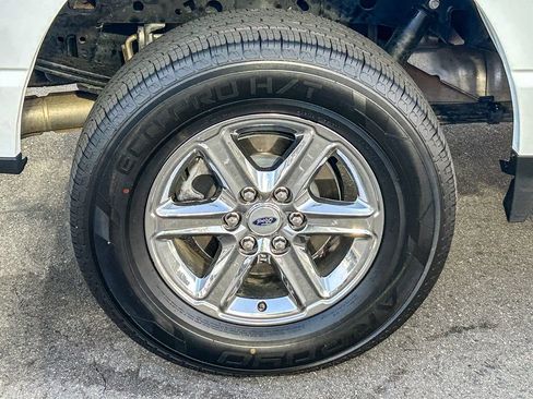 Used 2025 Ford F150 XLT w/ Equipment Group 301A Standard AWD/4WD image 13