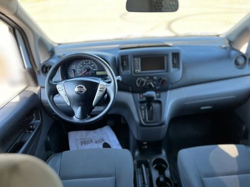 Used 2021 Nissan NV200 S image 16