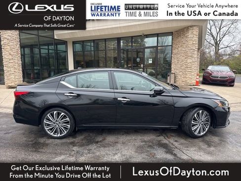 Used 2023 Nissan Altima 2.5 SL image 2