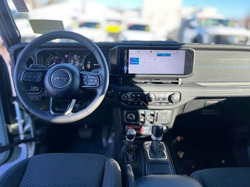 Used 2024 Jeep Wrangler Unlimited Rubicon 4xe w/ Technology Group image 11