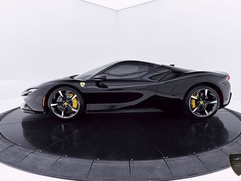 Used 2024 Ferrari SF90 Spider AWD/4WD image 13