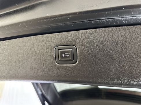 Certified 2021 Chevrolet Blazer LT image 23