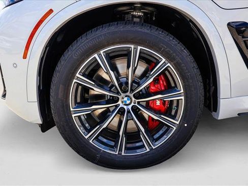 New 2026 BMW X5 xDrive50e w/ M Sport Package image 9