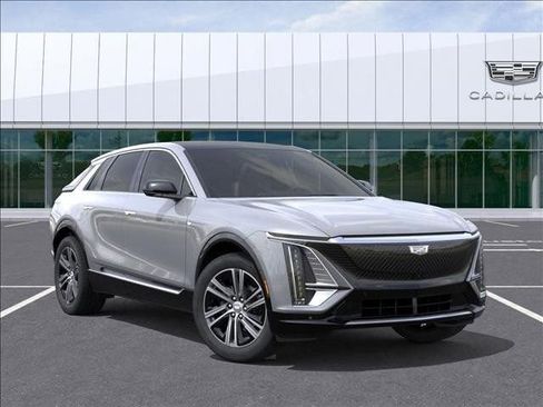 New 2026 Cadillac Lyriq Luxury image 7