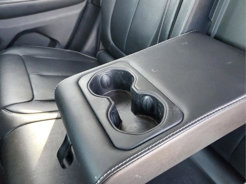 Used 2023 Jeep Grand Cherokee Limited image 7