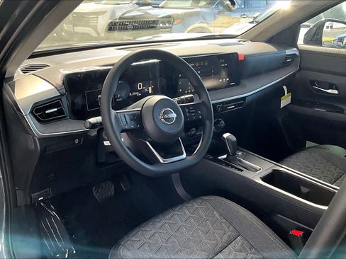 New 2026 Nissan Kicks SV image 10