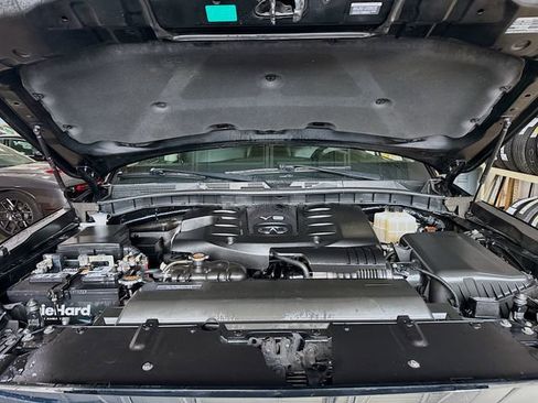 Used 2019 INFINITI QX80 Luxe w/ 22" Wheel Package image 34