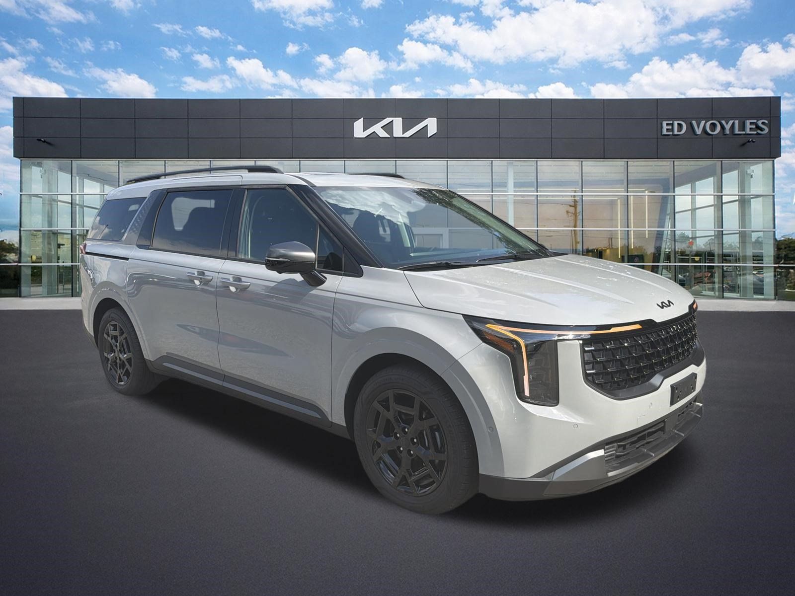 Certified 2026 Kia Carnival SX FWD image 1