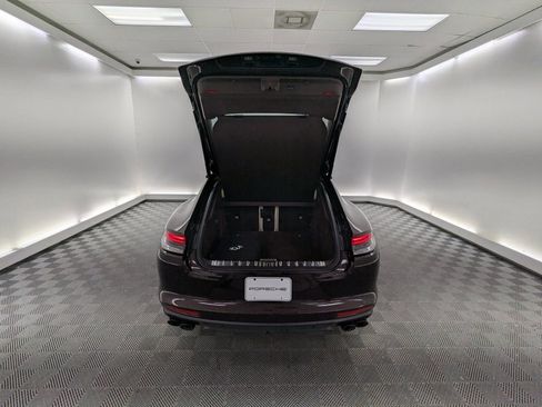 Used 2023 Porsche Panamera 4 image 9