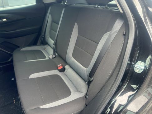 Used 2023 Chevrolet TrailBlazer LS image 9