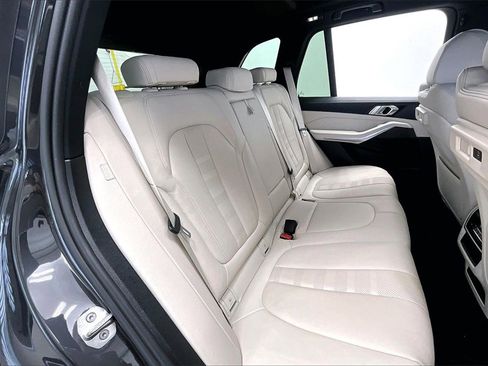 Used 2022 BMW X5 xDrive40i image 28