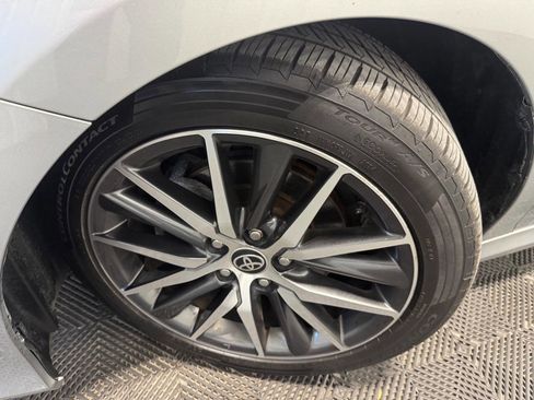 Used 2022 Toyota Camry XLE image 47